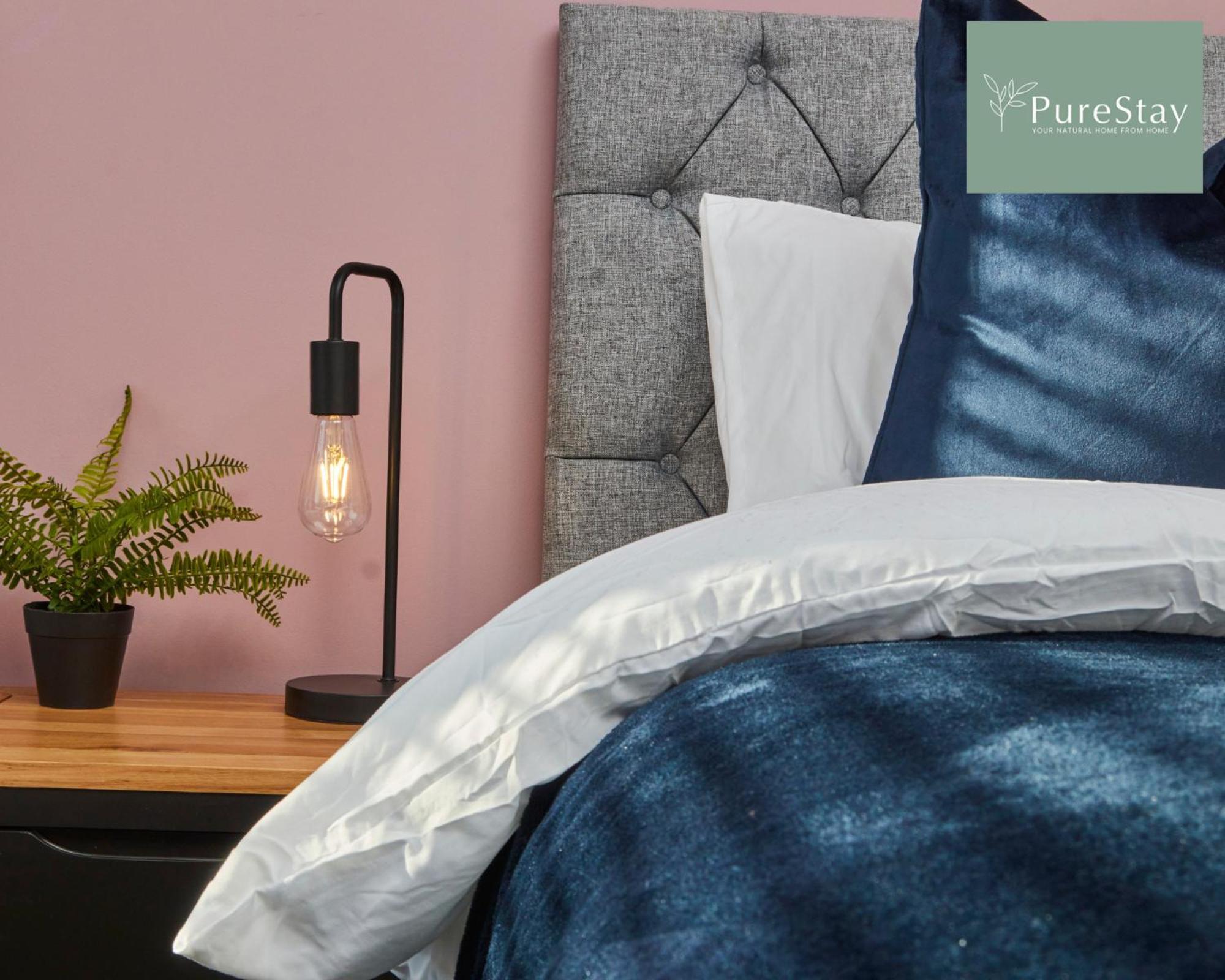 Superb House Manchester Near Etihad With Free Parking Sleeps 8 Ngoại thất bức ảnh