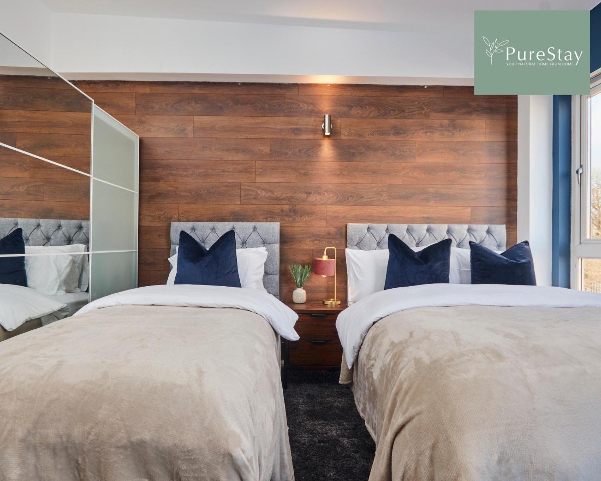 Superb House Manchester Near Etihad With Free Parking Sleeps 8 Ngoại thất bức ảnh